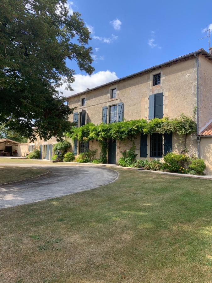 Le Petit Manoir Brux Exterior foto